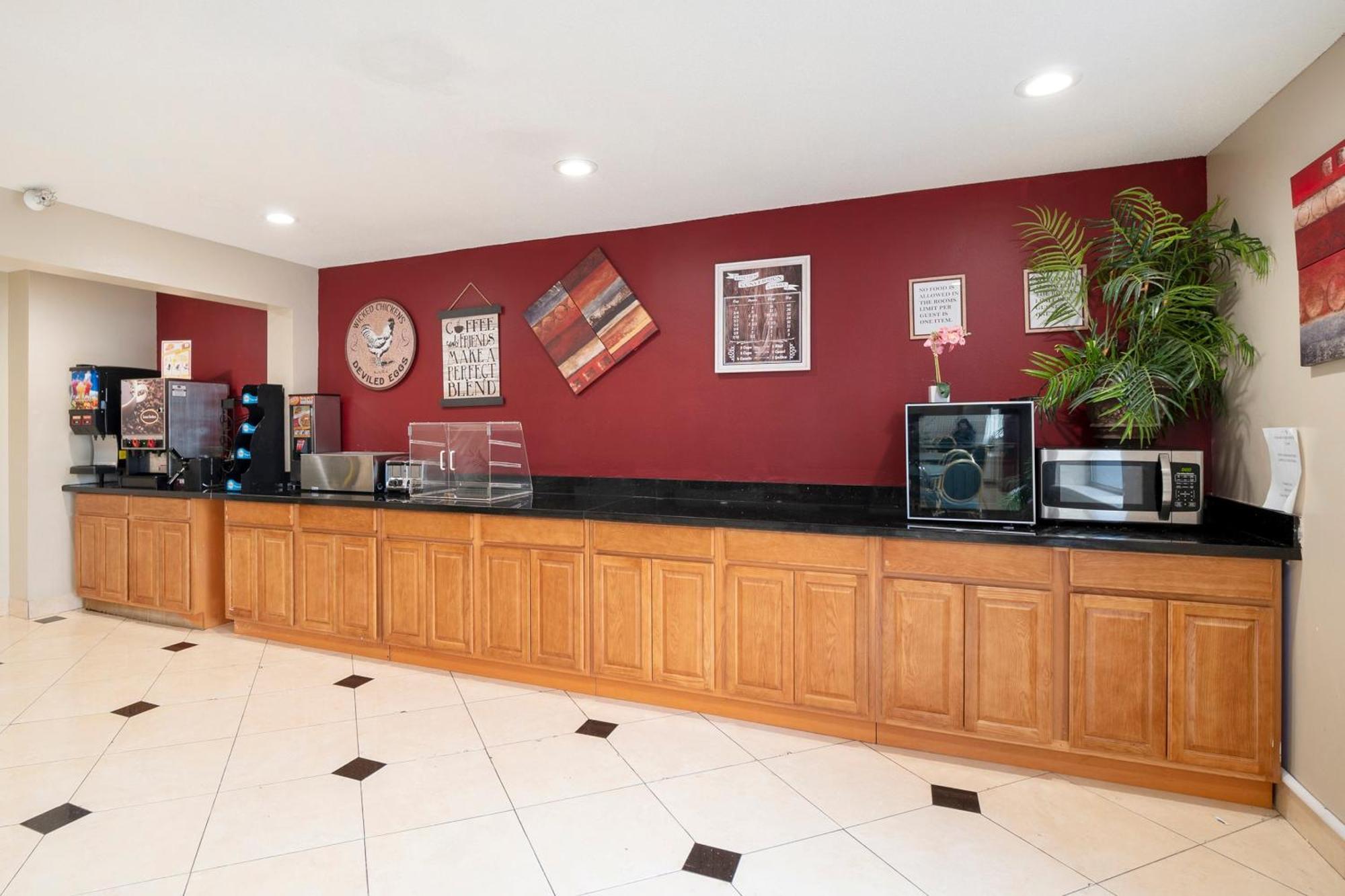 Oyo Townhouse Houston Airport North Hotel ภายนอก รูปภาพ