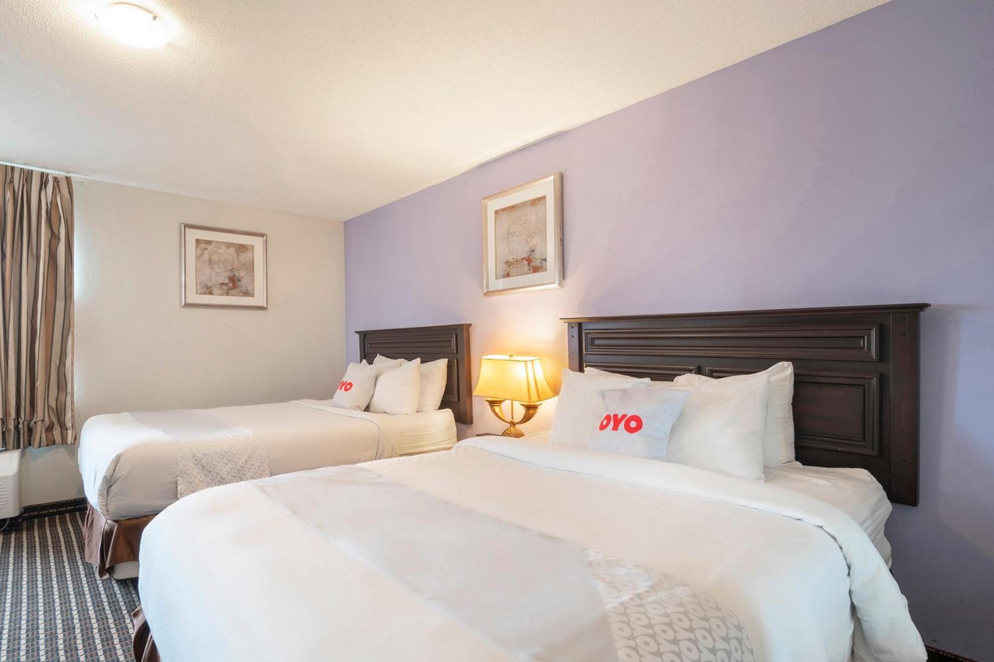 Oyo Townhouse Houston Airport North Hotel ภายนอก รูปภาพ