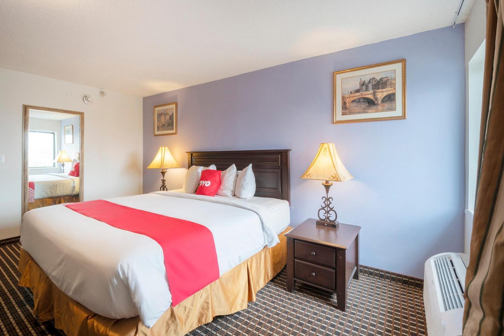 Oyo Townhouse Houston Airport North Hotel ภายนอก รูปภาพ