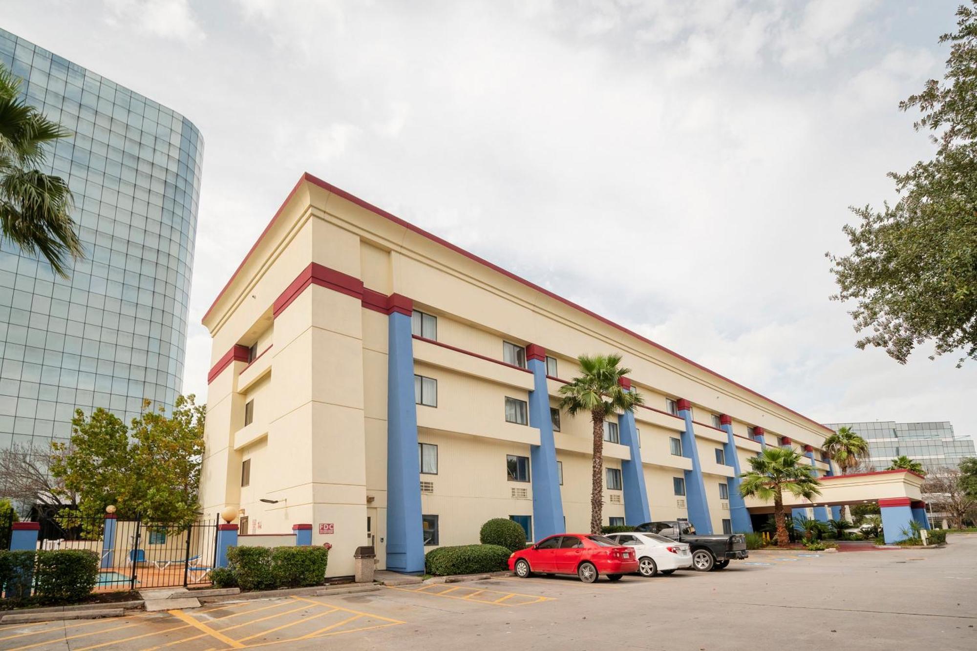 Oyo Townhouse Houston Airport North Hotel ภายนอก รูปภาพ